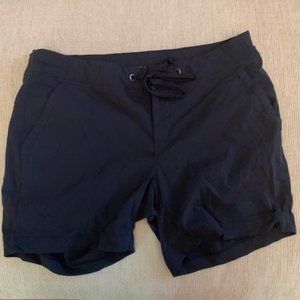Columbia Black Shorts